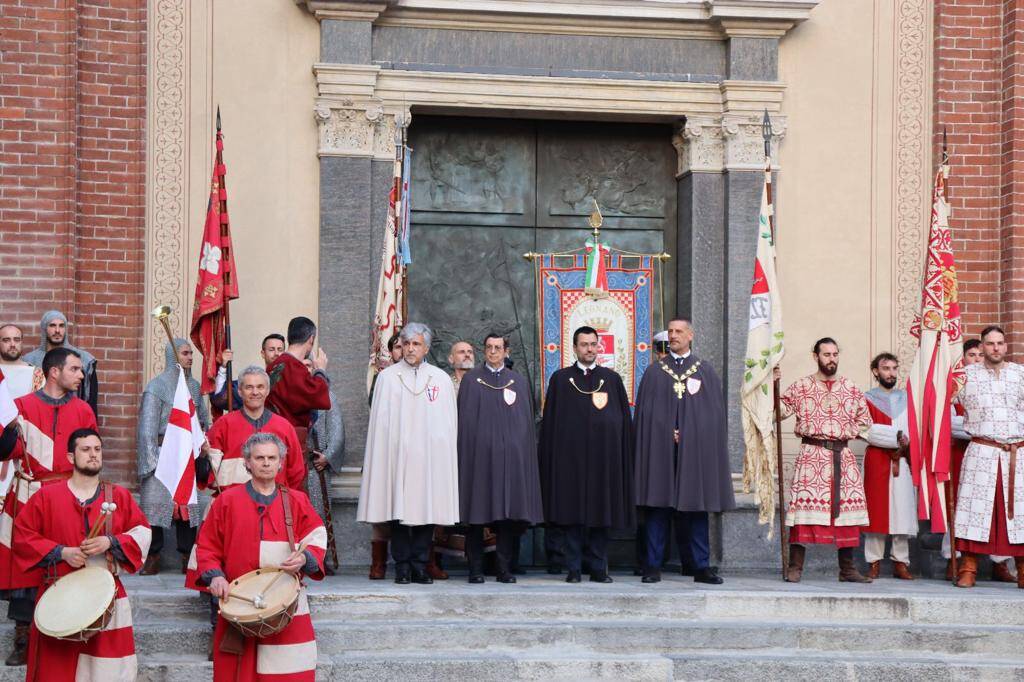 Palio di Legnano 2023, Traslazione della Croce