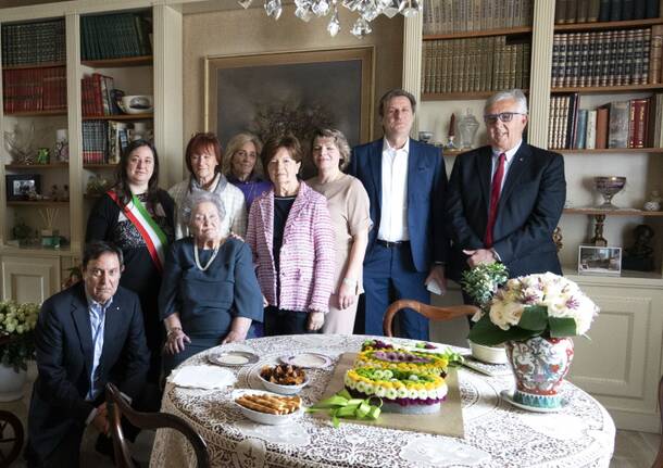 Parabiago festeggia i 100 anni di Elisa Colombo