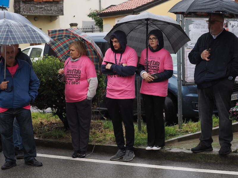 Quinzano, una festa tutta rosa per salutare il passaggio del Giro