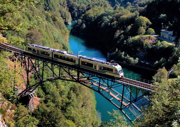 Ferrovia Vigezzina - cento anni foto 