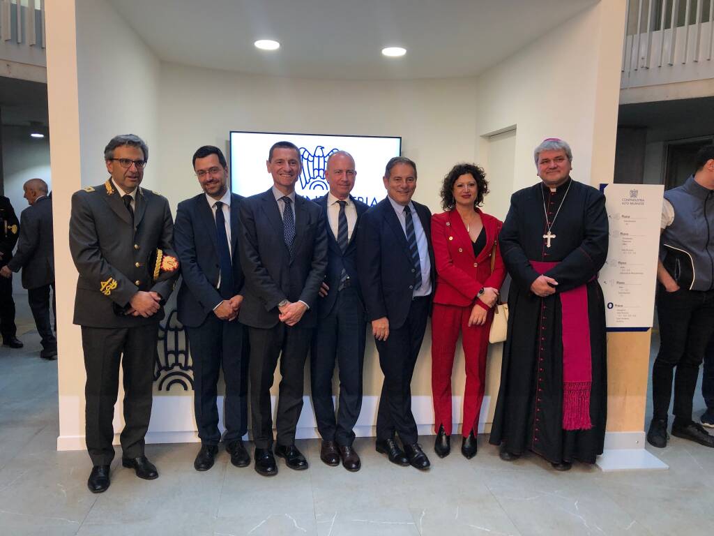 Inaugurata la nuova sede di Confindustria Alto Milanese