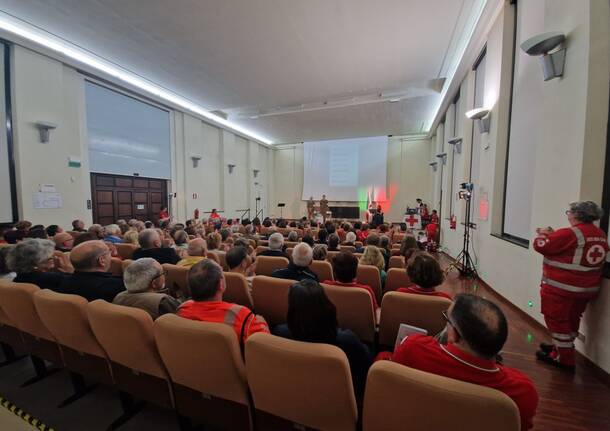 Lo spettacolo a Varese per il giorno della Croce Rossa Italiana