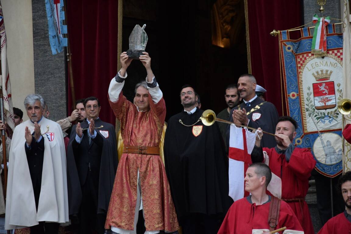 Palio di Legnano: la Croce di Ariberto d'Intimiano è tornata a Legnarello - credits Antonio Emanuele