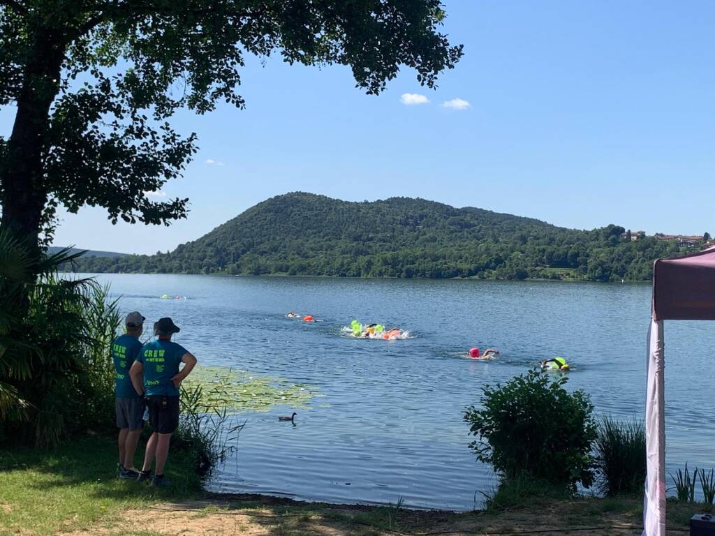 Traversata Italian Open Water Tour sul Lago di Monate - Le foto 