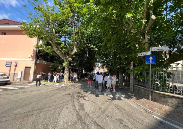 Ultimo giorno di scuola al Liceo Sereni di Luino