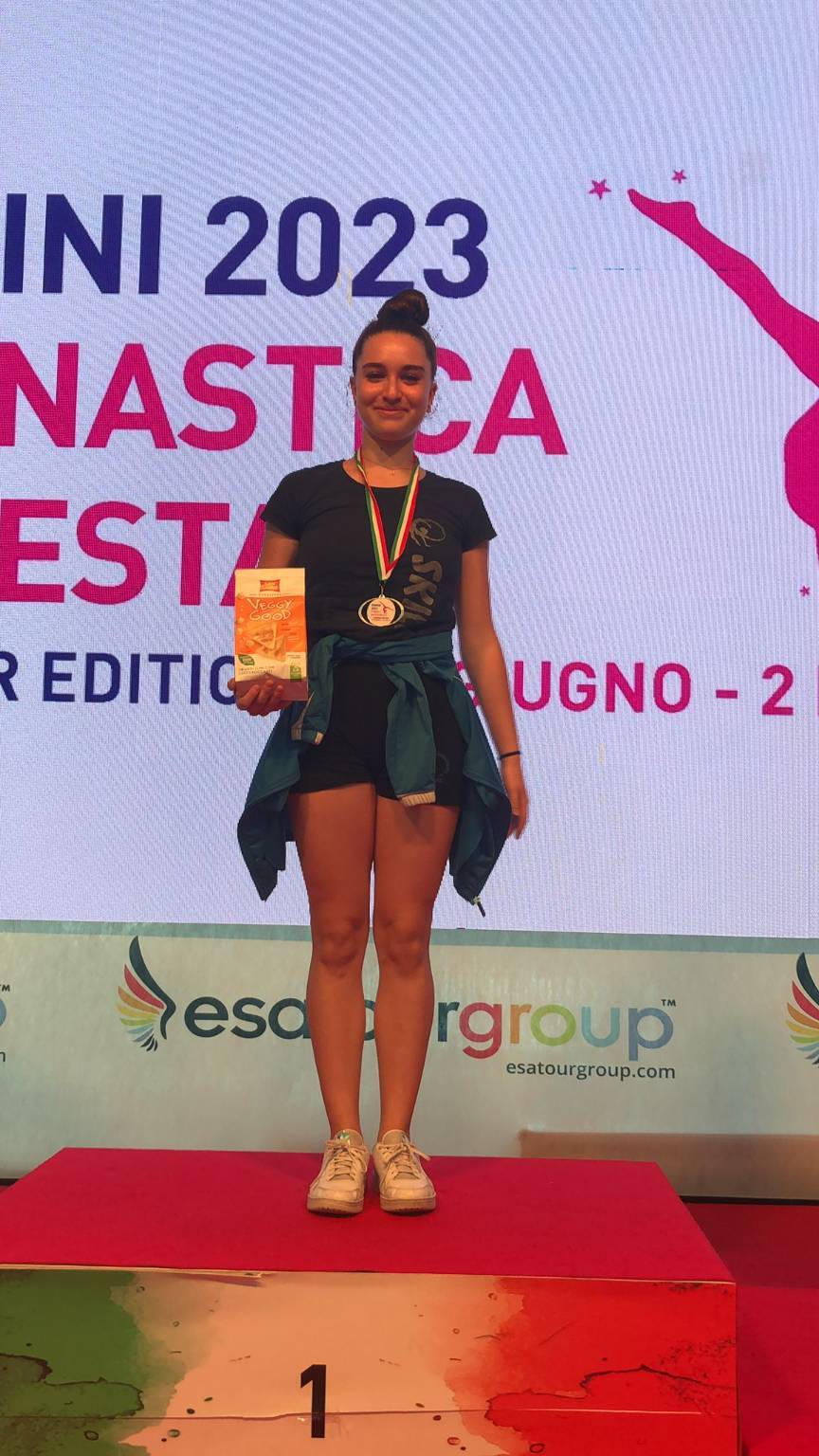 3 titoli nazionali, 5 argenti e 7 bronzi per la Ginnastica Skill Canegrate