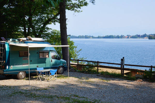 Camping Lago di Monate