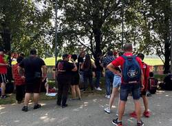 Centinaia di tifosi rossoneri a Milanello per il raduno del Milan