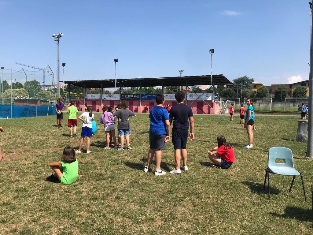 Quasi 2000 persone fra bambini, animatori e volontari. Gli oratori di Saronno si presentano