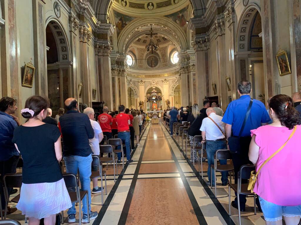 Tradate - I funerali di Giusy Caliandro