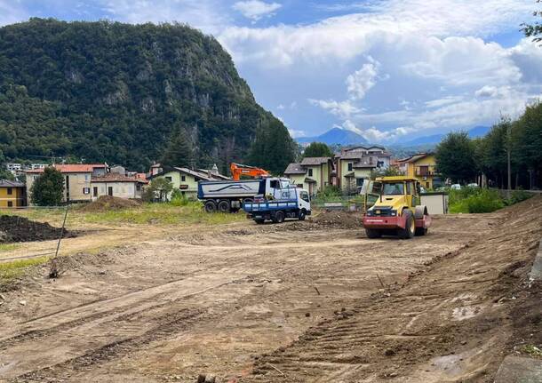 Lavena Ponte Tresa - Lavori per il nuovo parcheggio a Lavena