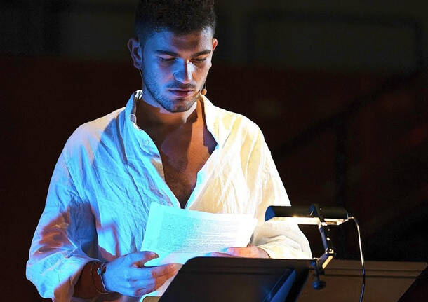 Il cantante lirico di Gallarate Matteo Pangallo da Instagram al teatro Antico di taormina