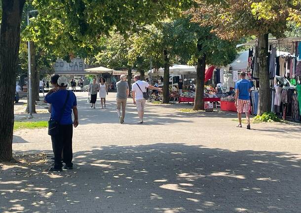 Mercato di Legnano a Ferragosto