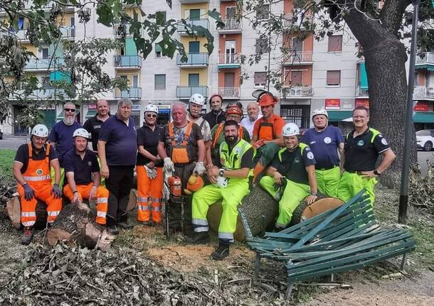 La protezione civile di Ana Varese in missione tra il milanese e la Sardegna