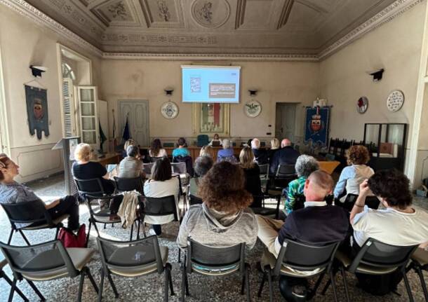 A Laveno Mombello il festival della biblioterapia: le foto del primo giorno 