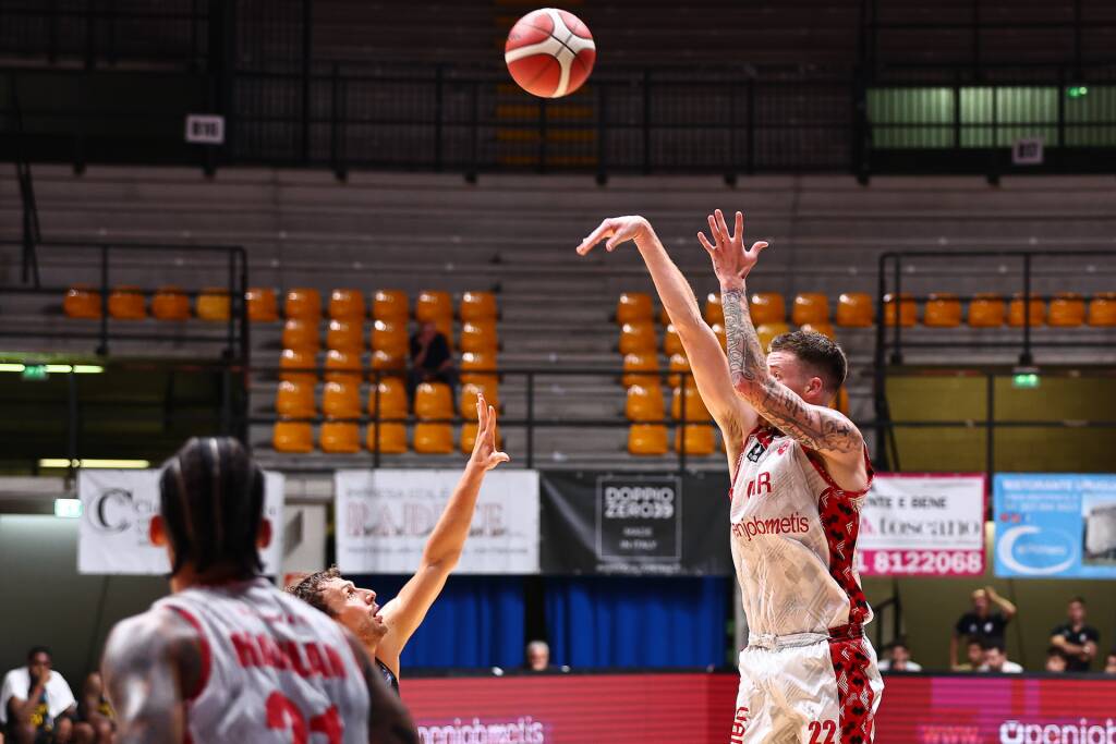 Trofeo: Openjobmetis Varese - Vanoli Cremona