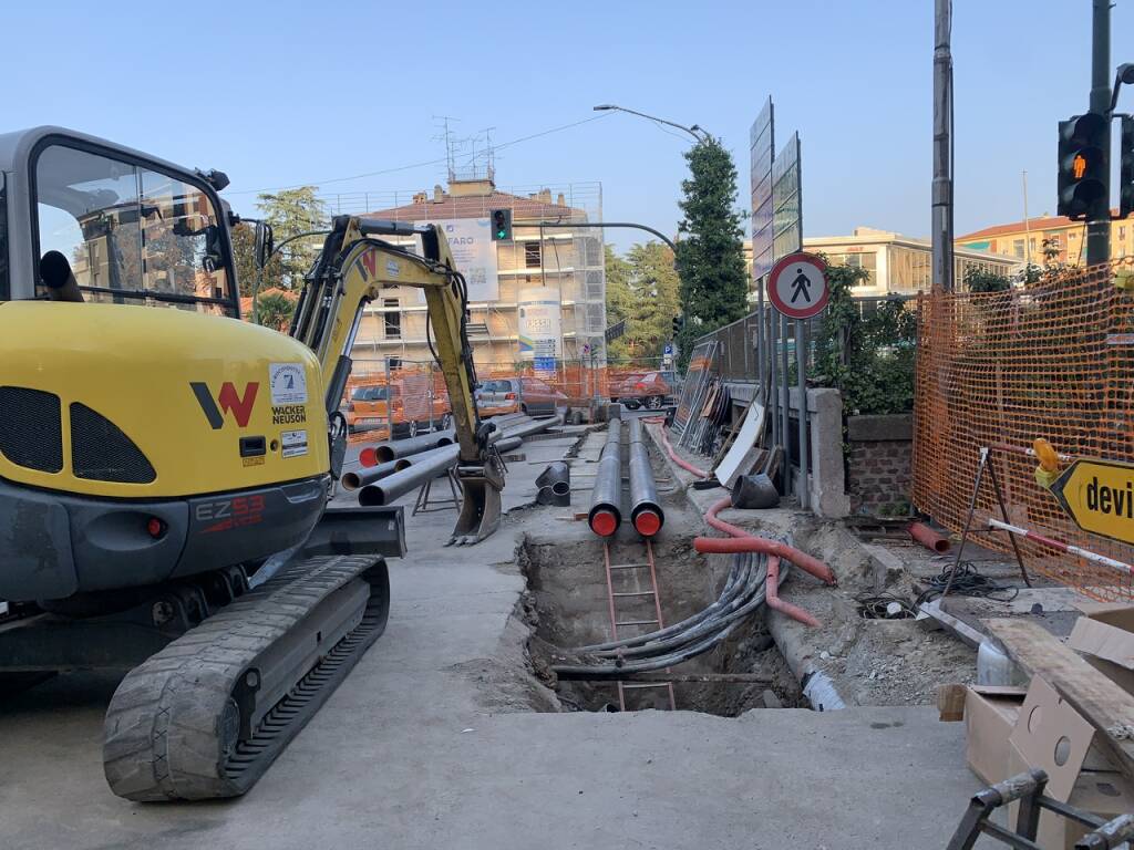 Commissione lavori pubblici nel cantiere di largo flaiano a Varese