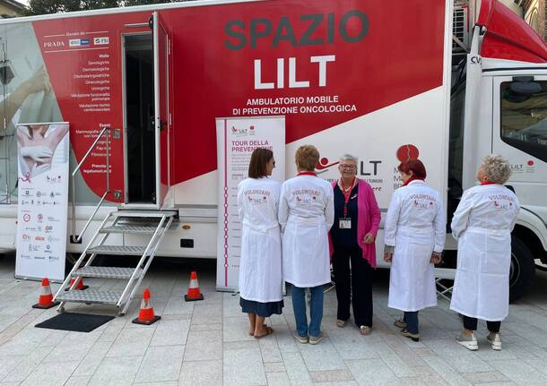 Il camion Lilt è arrivato a Legnano: fino a sera visite senologiche gratuite