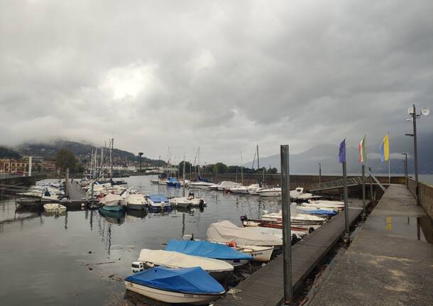 Una bellissima Luino vestita d'autunno