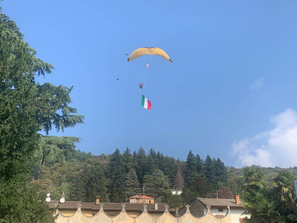 Viggiù - Il punto decollo per parapendio sul Monte Orsa