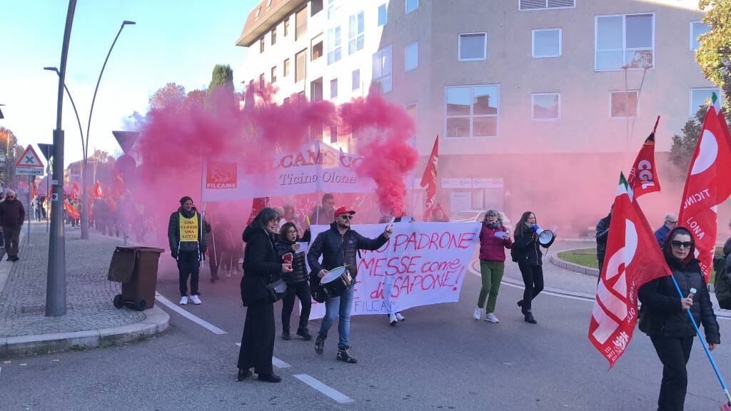 Corteo Cgil in centro a Legnano 