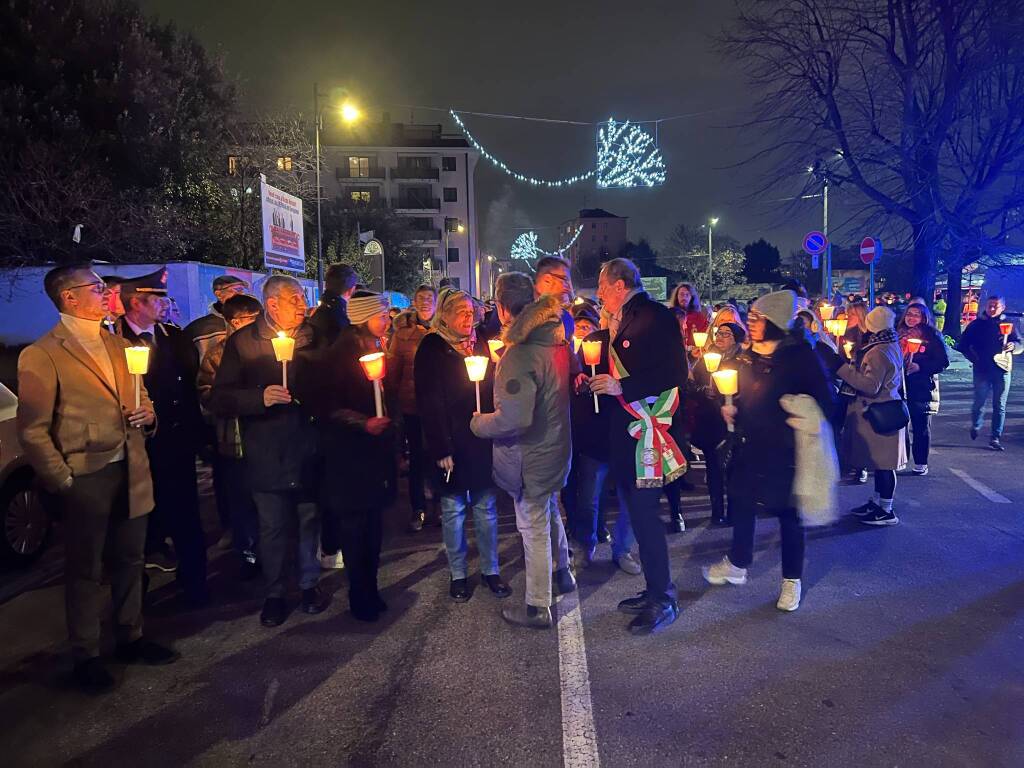 marcia contro la violenza sulle donne busto arsizio