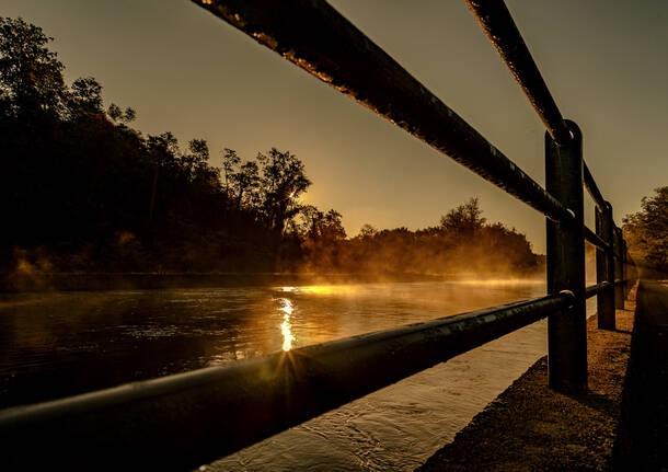 Alba sul Naviglio Grande