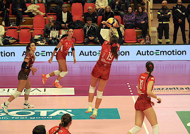 Uyba Busto Arsizio - Volley Bergamo 3-1