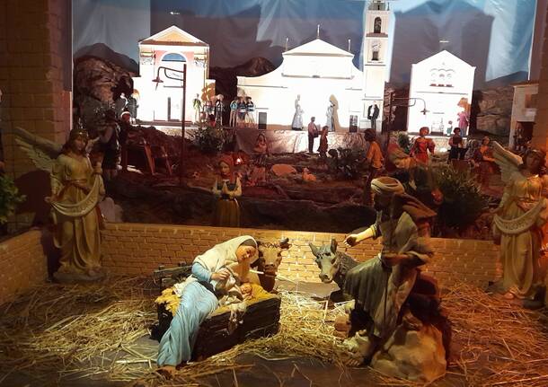 Presepe tematico, tradizionale in movimento