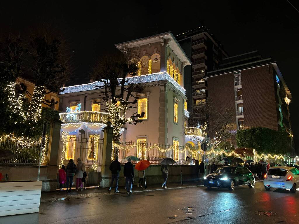 casa lucine natale busto arsizio