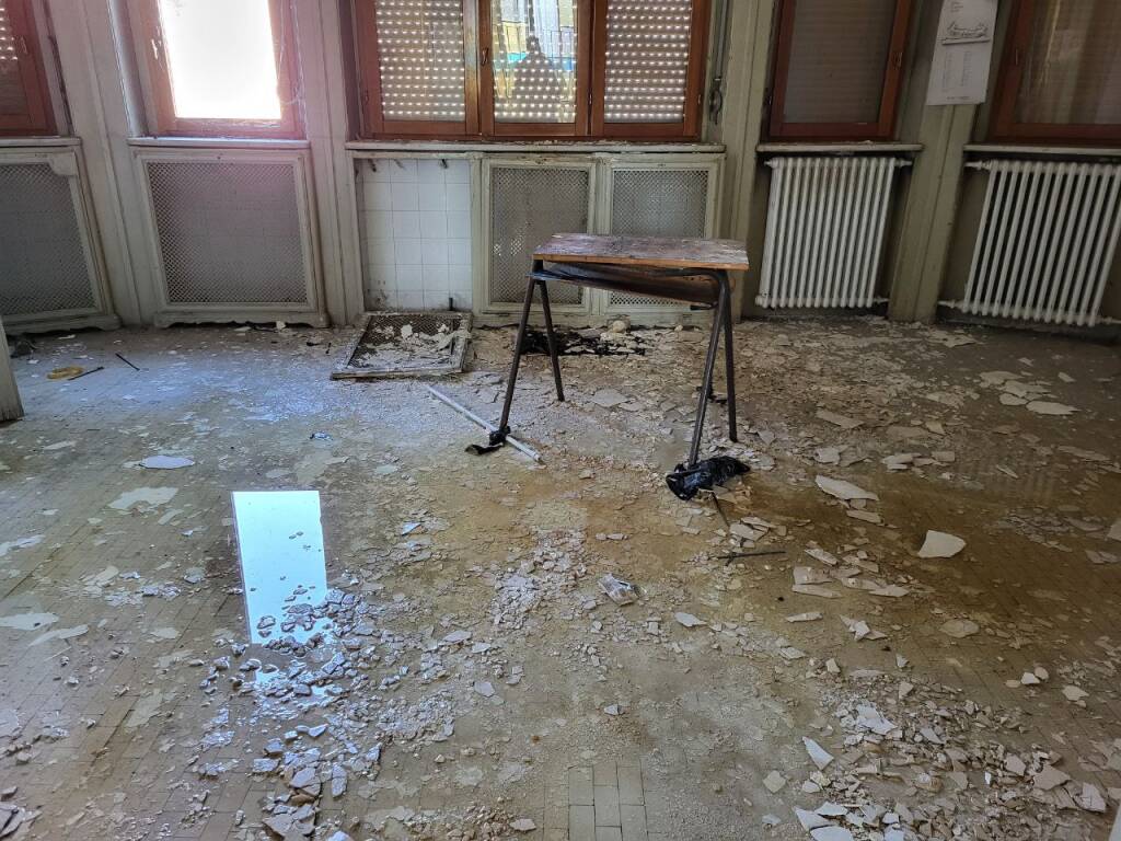 Dentro l'ex Liceo Verri di Legnano