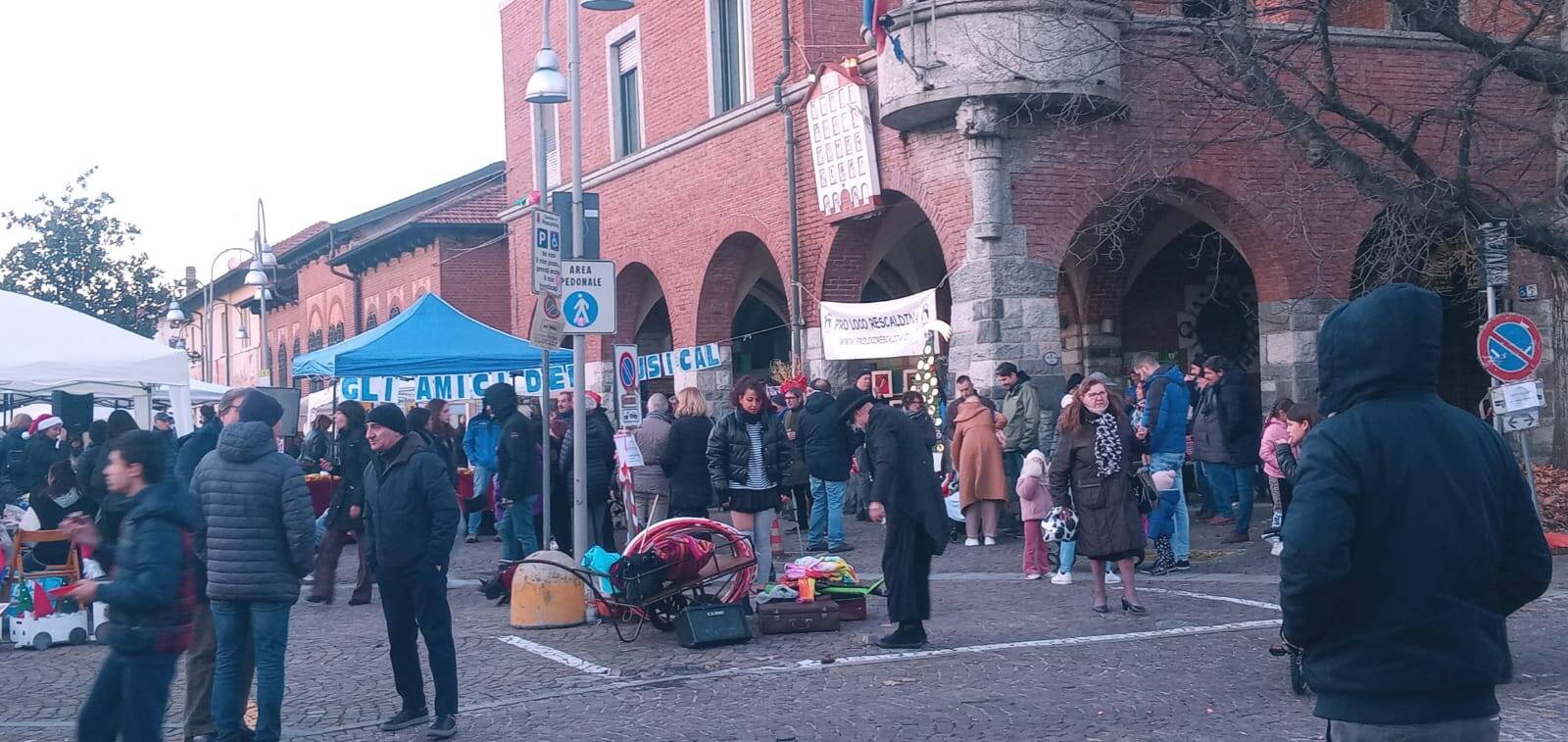 Nel Legnanese si accende in Natale