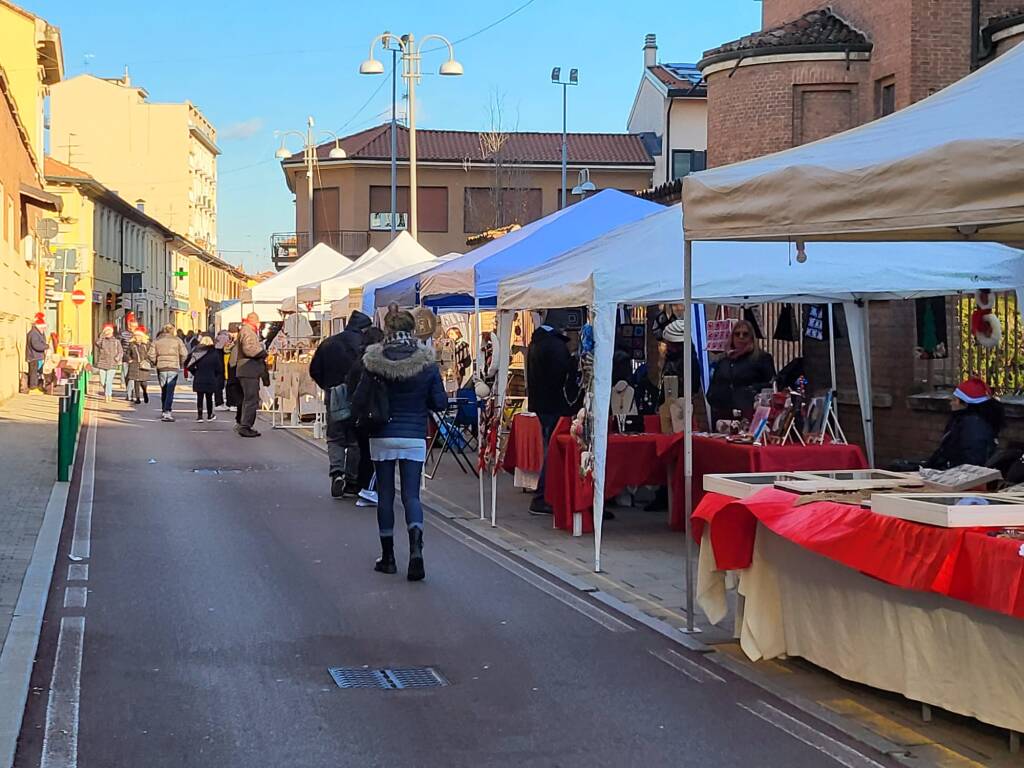 Nel Legnanese si accende in Natale