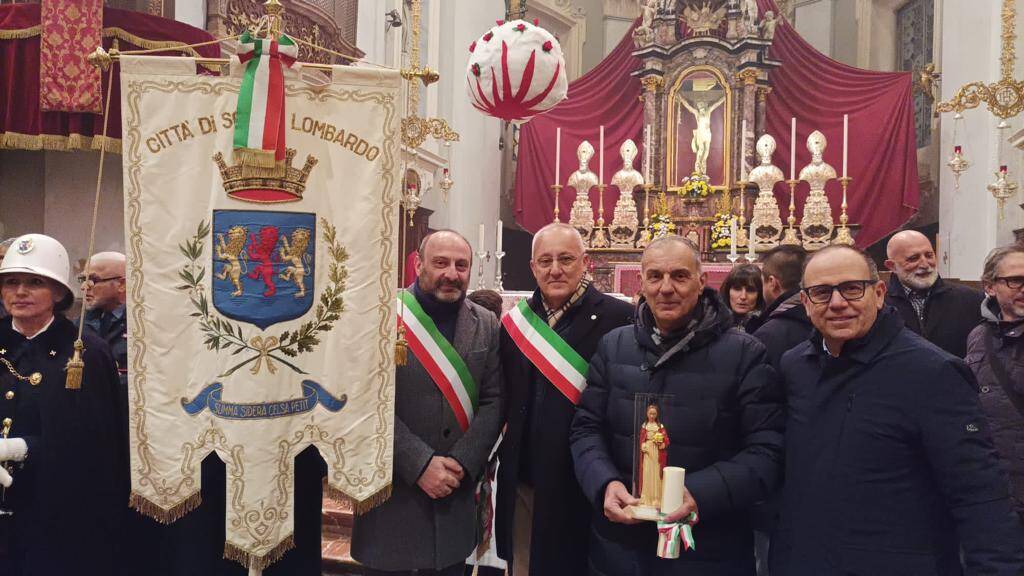 A Somma Lombardo si riaccende il rito della "passera di sant'Agnese"