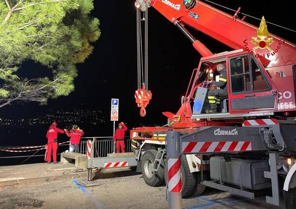 Incidente stradale, due morti nel lago di Como