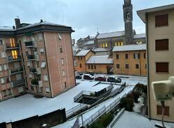 Grandine Graupel sulle strade di Varese 