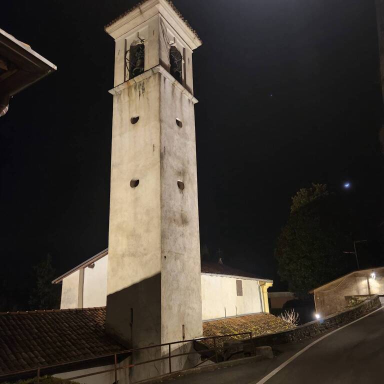 La chiesa di San Giovanni di Casciago torna a splendere grazie ad una nuova illuminazione