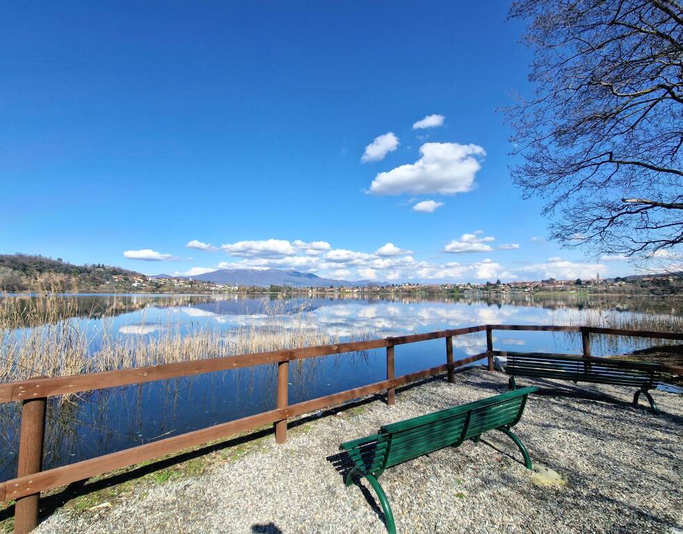 pista ciclopedonale lago di comabbio 