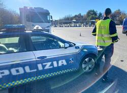 polizia stradale a26 controlli