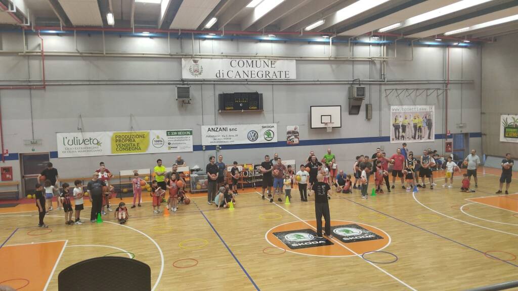 Basket Canegrate in festa con il "Comitato Genitori Canegrate"