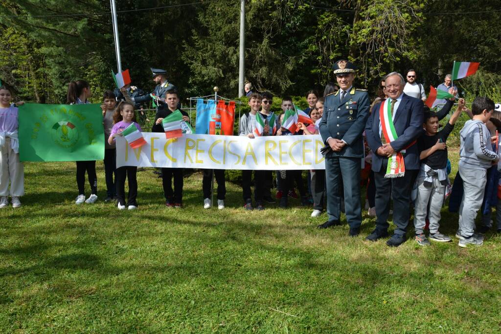 Clivio - La cerimonia per il 250° della Guardia di Finanza 