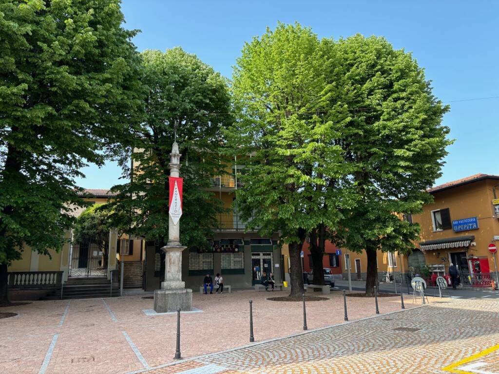 Vedano Olona - La nuova piazza San Maurizio