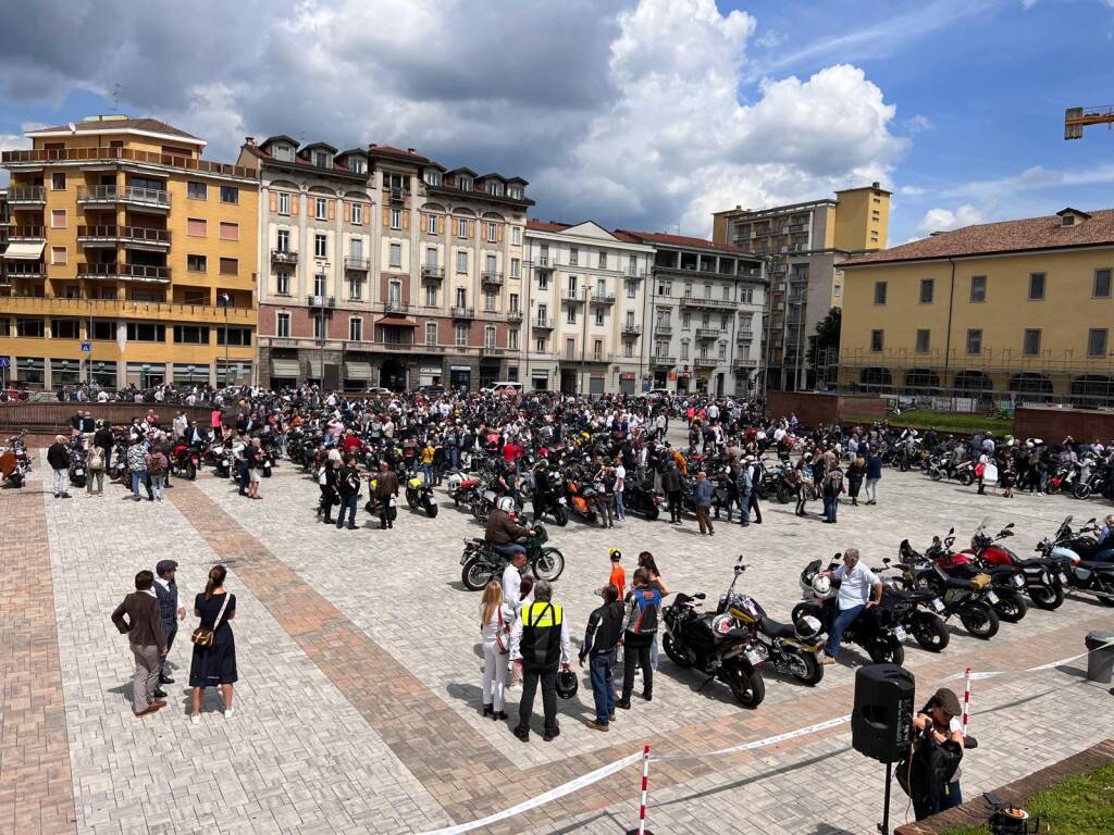 Corteo da "record" per le vie della provincia di Varese con il Distinguished Gentleman’s Ride