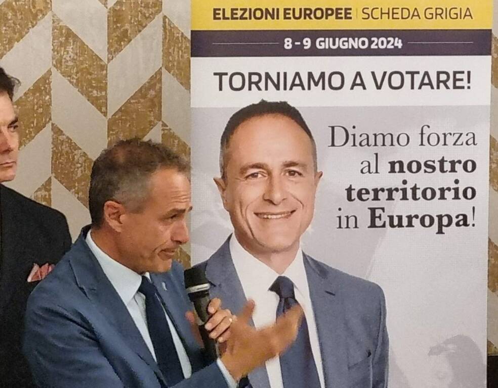 Elezioni europee - In 400 a Solbiate Arno per Reguzzoni