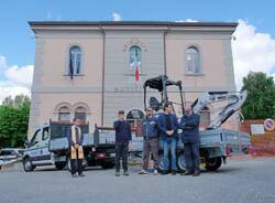 Escavatore Protezione civile buguggiate (foto La Focale Buguggiate)