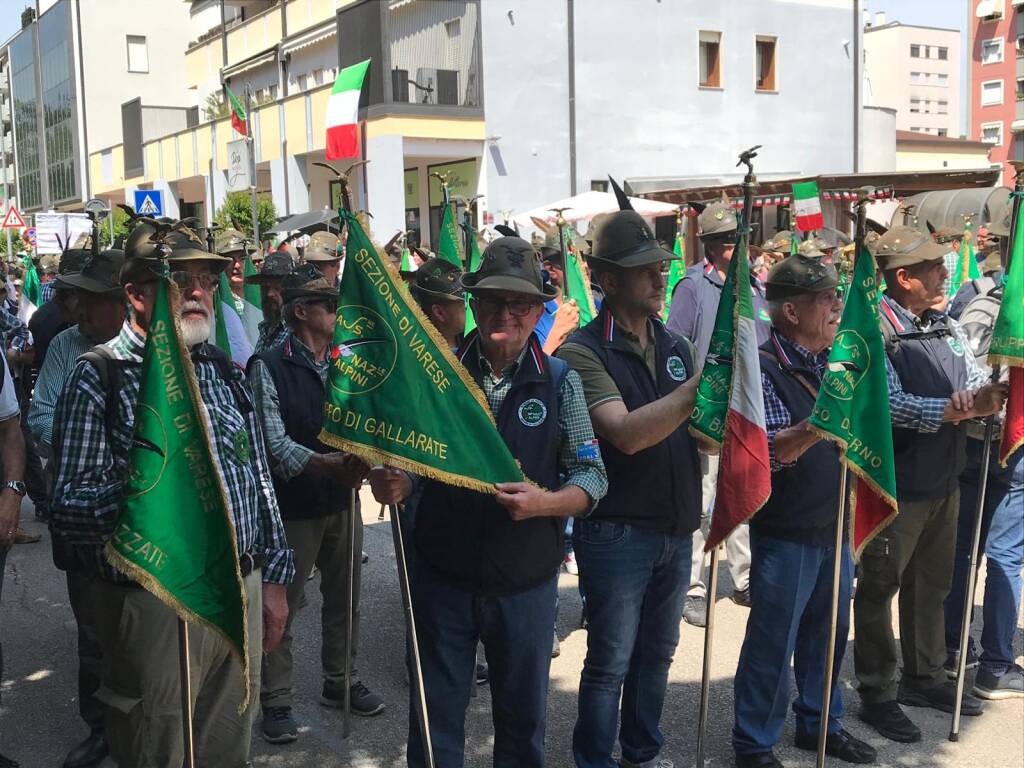 Gli Alpini del Varesotto all'adunata di Vicenza