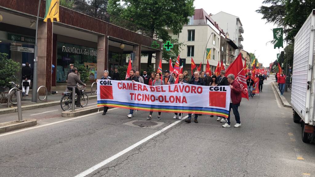 Il corteo del Primo Maggio a Legnano 