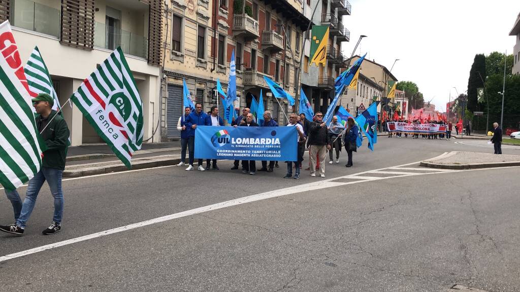 Il corteo del Primo Maggio a Legnano 