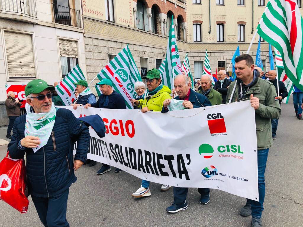 Il corteo del Primo Maggio a Legnano 