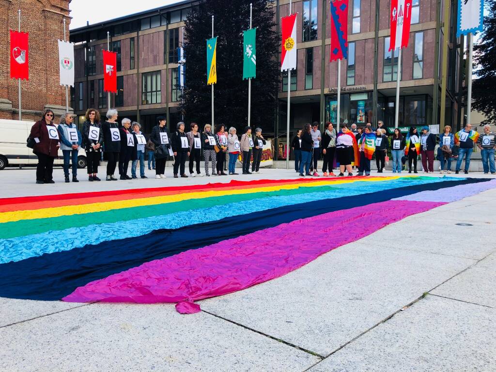 Il presidio per la Pace in piazza San Magno a Legnano